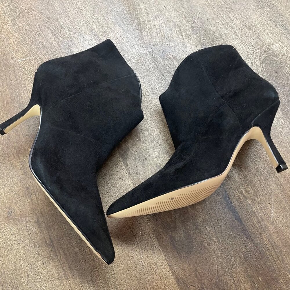 Marc Fisher Heels Ankle Boots‎ Womens Size 6 Black Suede Chic Formal Work